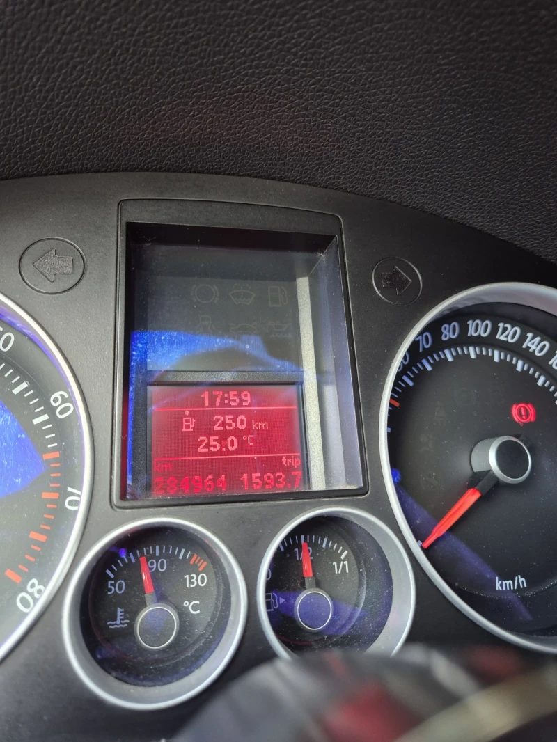 VW Golf 5 2.0 GTI , снимка 4 - Автомобили и джипове - 52498334