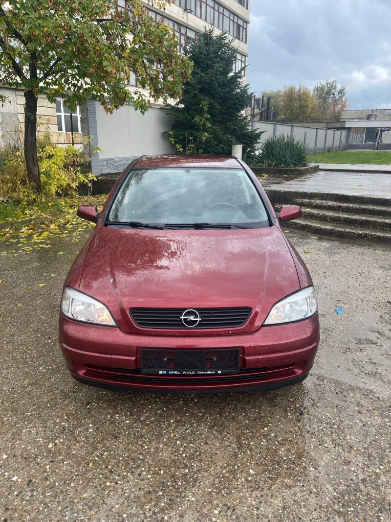 Opel Astra 1.6 Клима Стария двигател, снимка 4 - Автомобили и джипове - 52169582