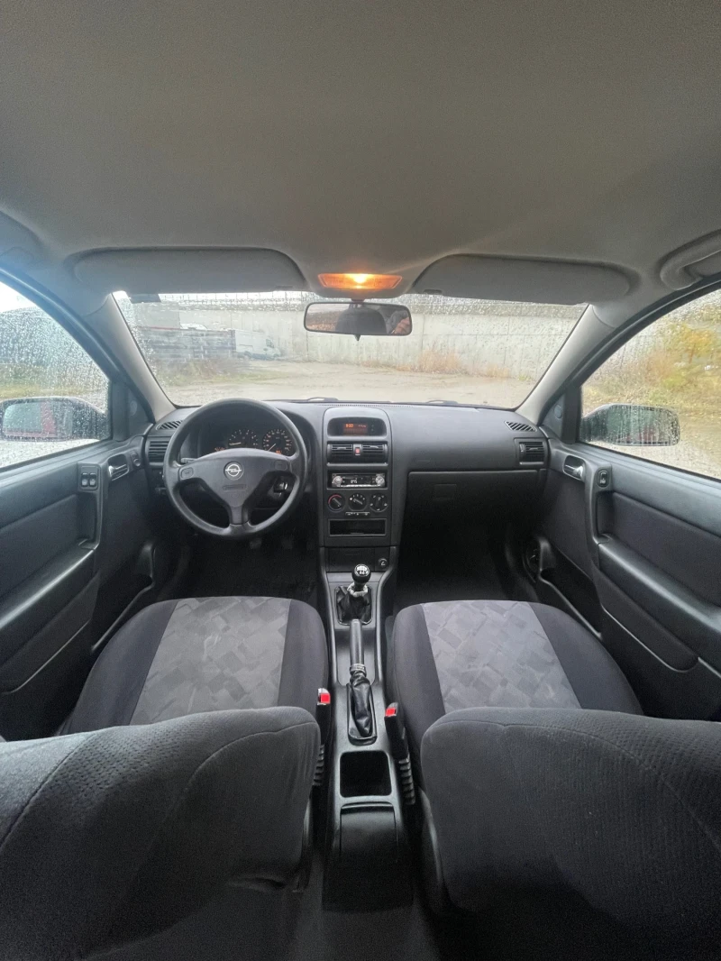 Opel Astra 1.6 Клима Стария двигател, снимка 9 - Автомобили и джипове - 52169582