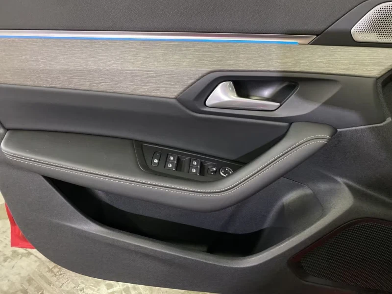 Peugeot 508 1.6PHEV/225HP/GT/360/DIGITAL/AMBI/789vPR, снимка 15 - Автомобили и джипове - 52273386