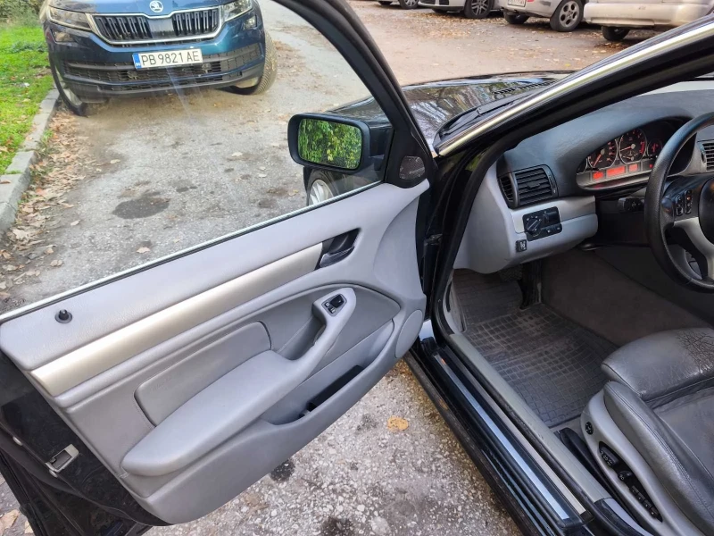 BMW 330 E46 330ix Automatic, снимка 9 - Автомобили и джипове - 52449199