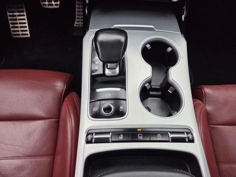 Kia Stinger ОБДУХВАНЕ* ПАМЕТ* ПАНОРАМА* ПОДГРЕВ* КОЖА* КАМЕРА*, снимка 10 - Автомобили и джипове - 53063639