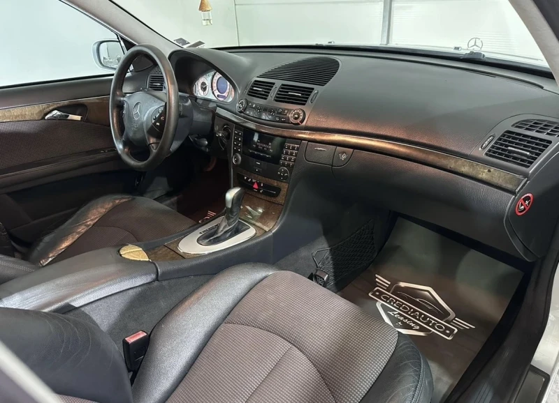 Mercedes-Benz E 270 * AUTO* , снимка 9 - Автомобили и джипове - 53340301