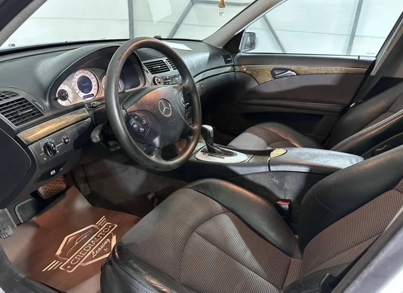 Mercedes-Benz E 270 * AUTO* , снимка 7 - Автомобили и джипове - 53340301
