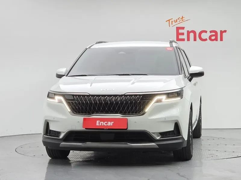 Kia Carnival, снимка 3 - Автомобили и джипове - 55556921