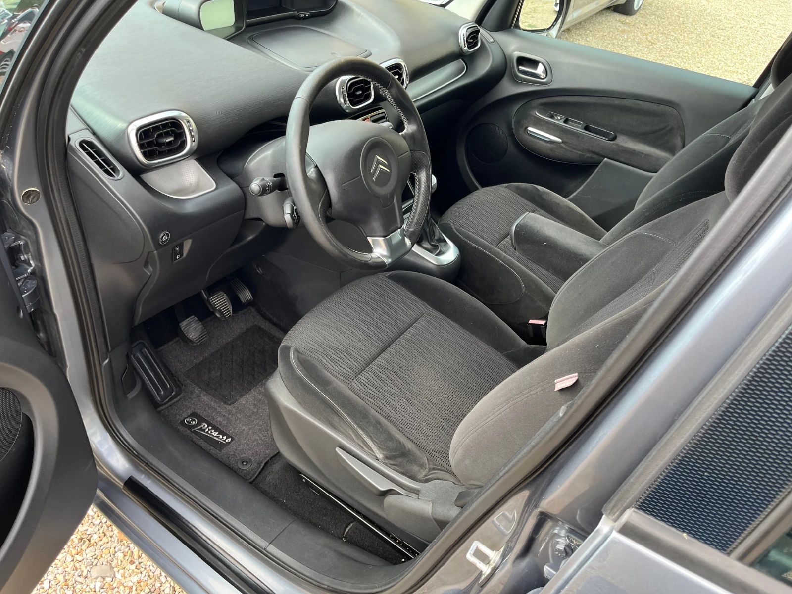 Citroen C3 Picasso 1.6i ГАЗ  - изображение 10