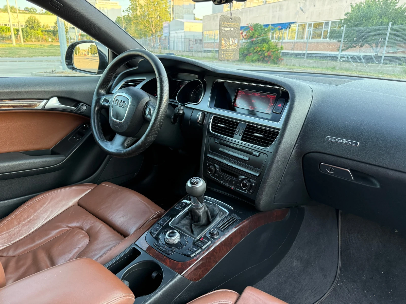 Audi A5 3.0D* Ръчка* 4х4 - изображение 6
