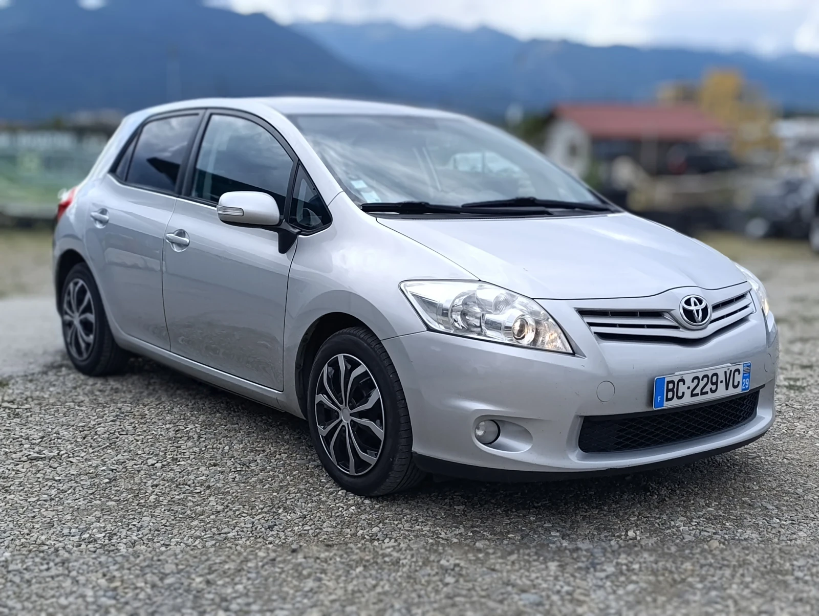 Toyota Auris 1.4 Turbodiesel - изображение 5