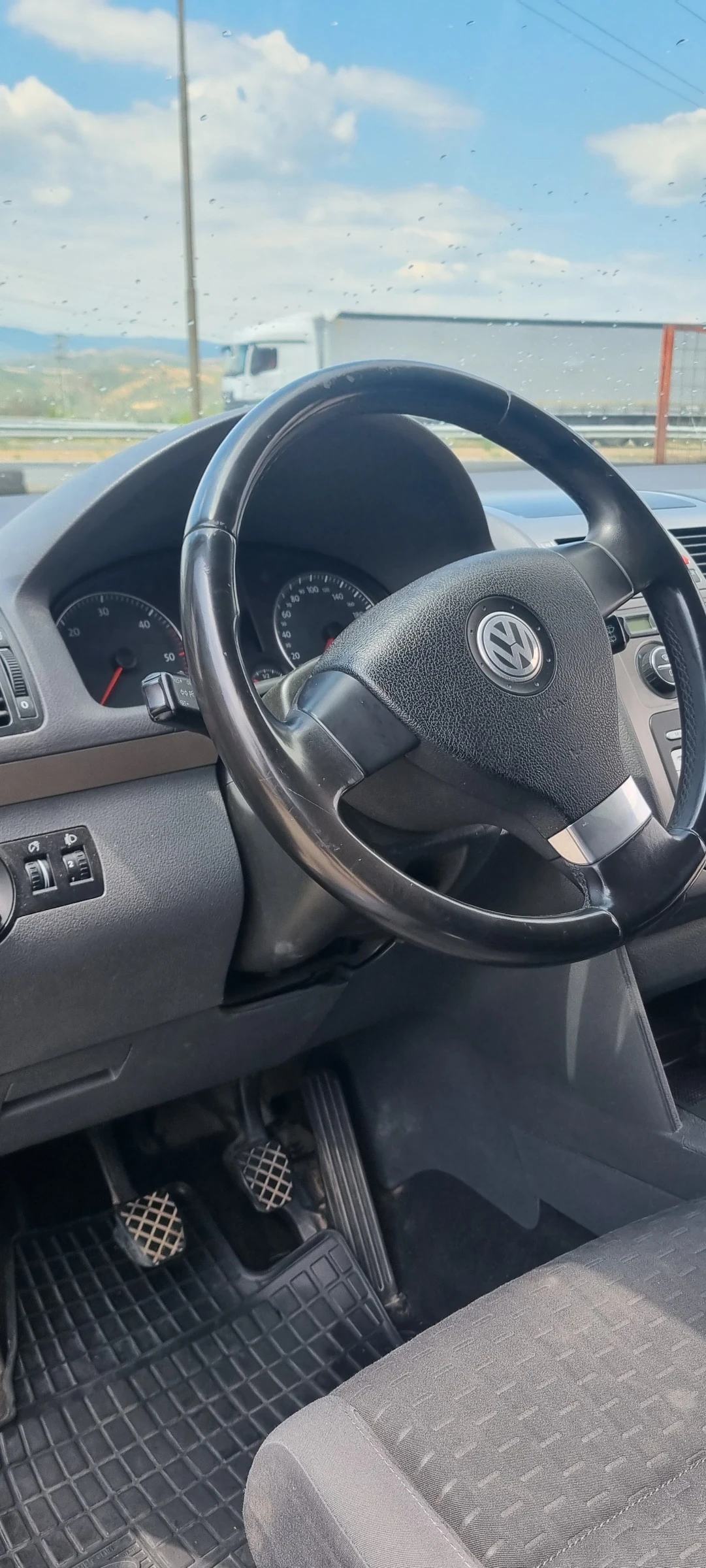 VW Touran 1, 9 TDI Face 6 скорости, круиз контрол | Mobile.bg — изображение 3
