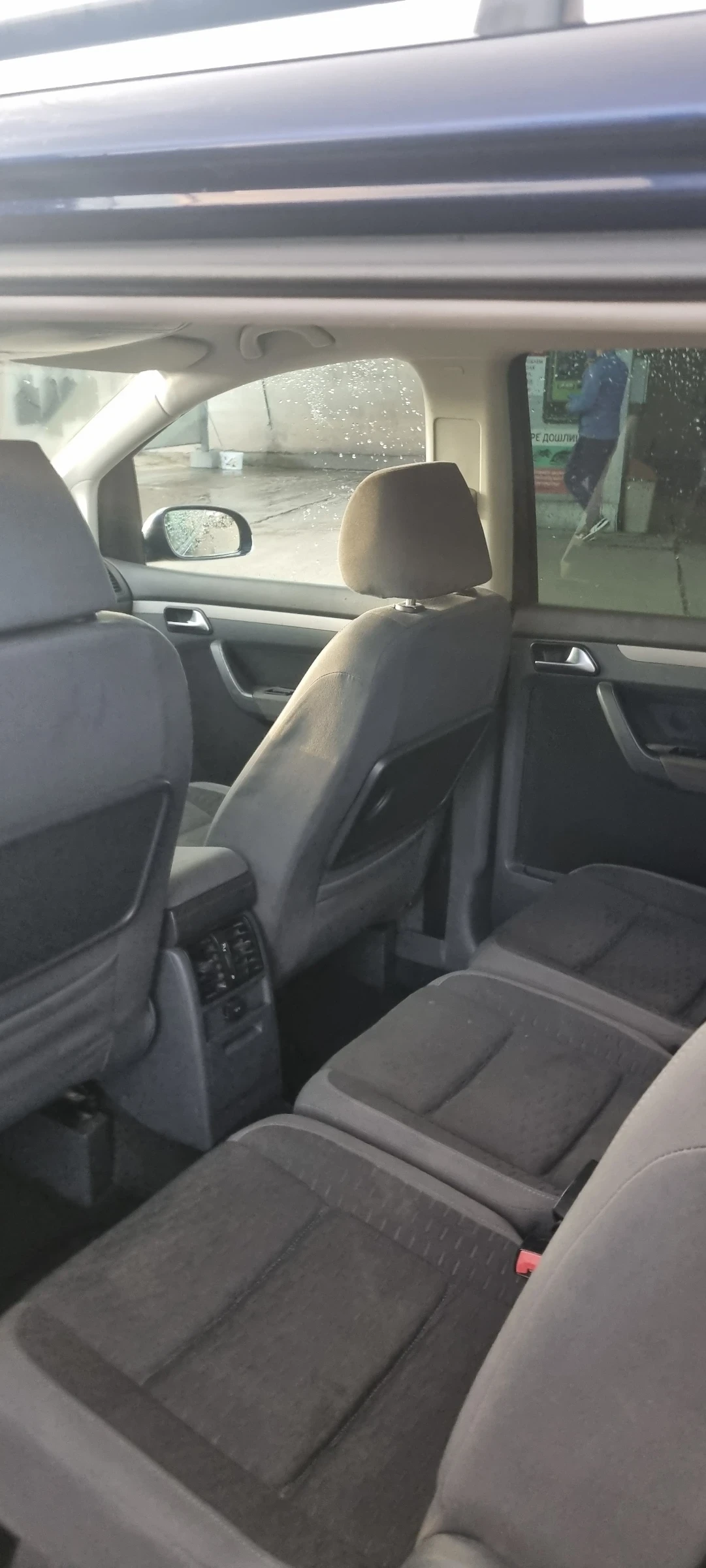 VW Touran 1, 9 TDI Face 6 скорости, круиз контрол | Mobile.bg — изображение 13