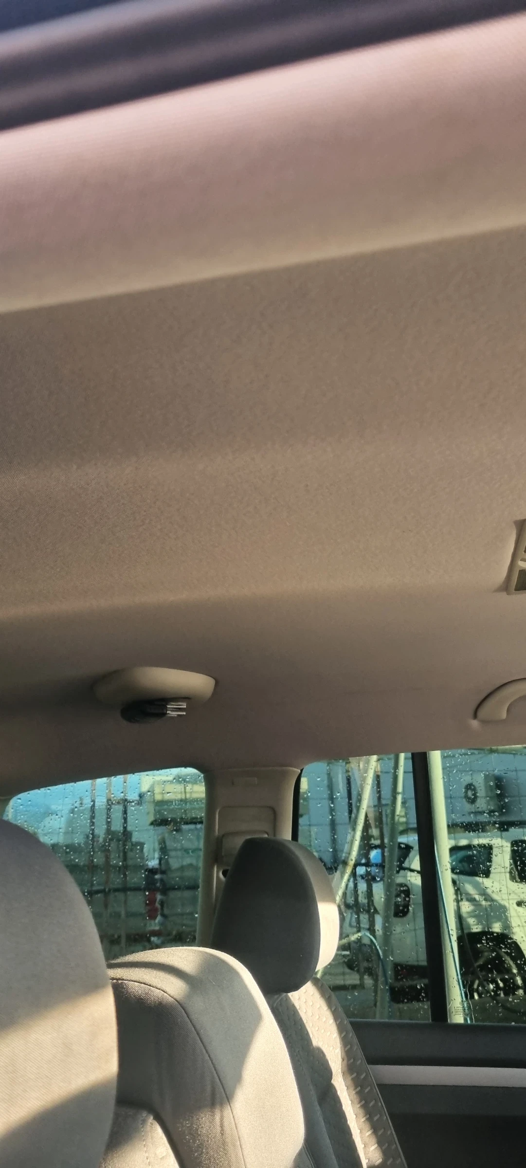 VW Touran 1, 9 TDI Face 6 скорости, круиз контрол | Mobile.bg — изображение 17