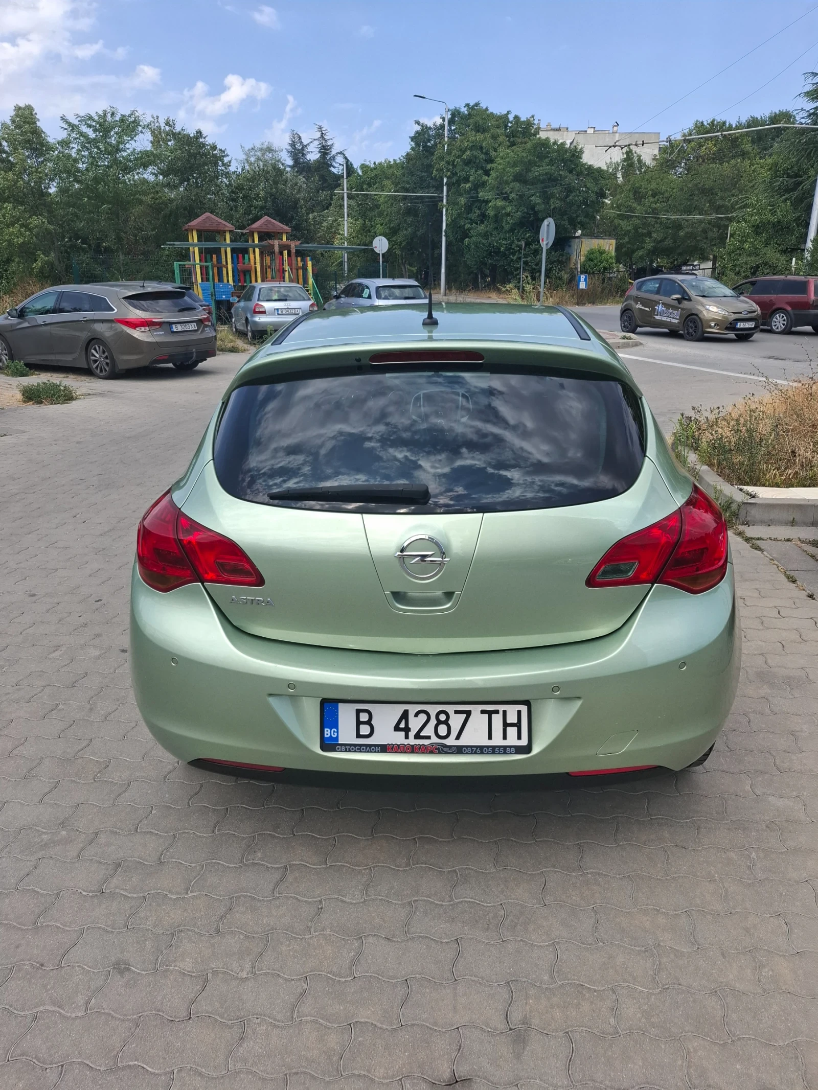 Opel Astra 1.6 - изображение 4