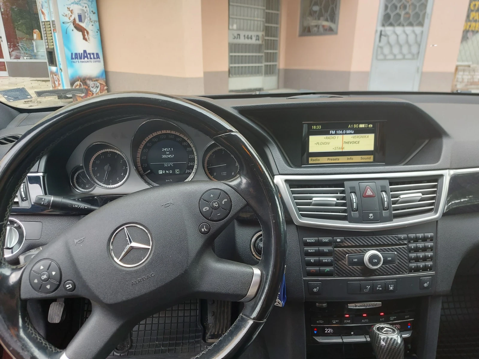 Mercedes-Benz E 250 CDI AVANTGARDE - изображение 6