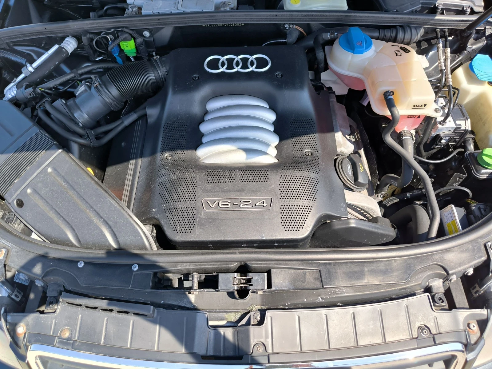 Audi A4 2.4i Cabrio  | Mobile.bg   16