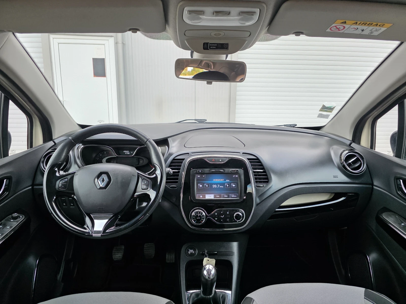 Renault Captur Navi evro6 - изображение 9