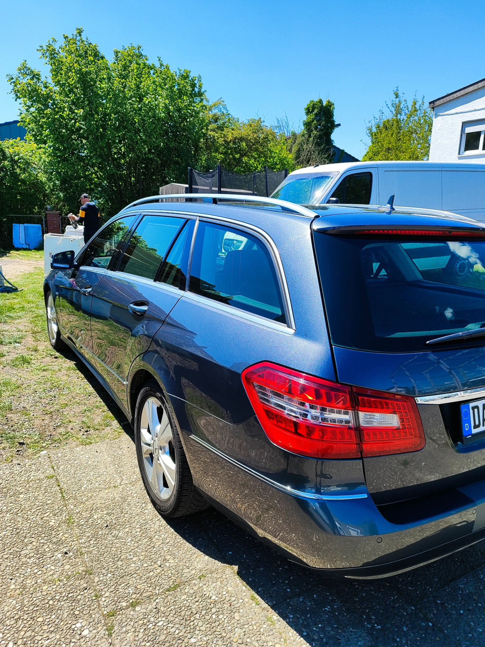 Mercedes-Benz E 250  - изображение 4