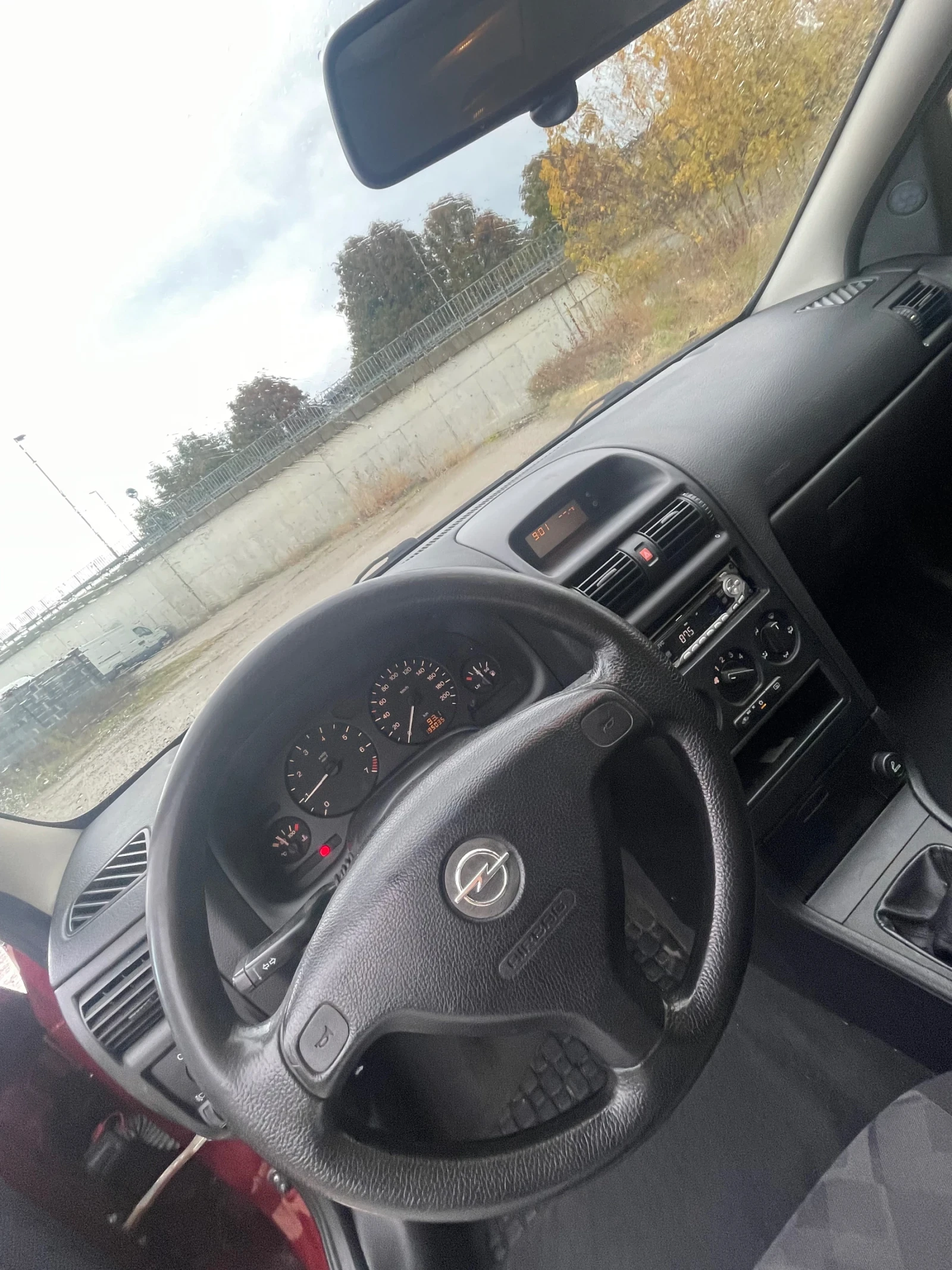 Opel Astra 1.6 Клима Стария двигател | Mobile.bg — изображение 12