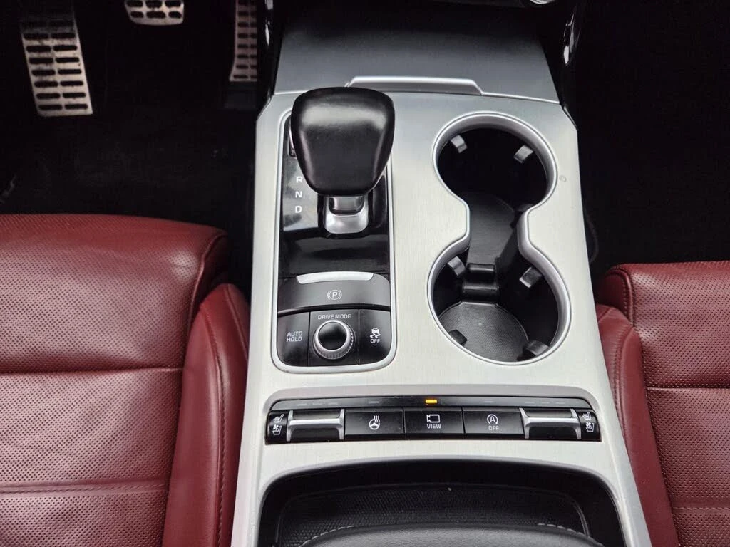 Kia Stinger ОБДУХВАНЕ* ПАМЕТ* ПАНОРАМА* ПОДГРЕВ* КОЖА* КАМЕРА* - изображение 10