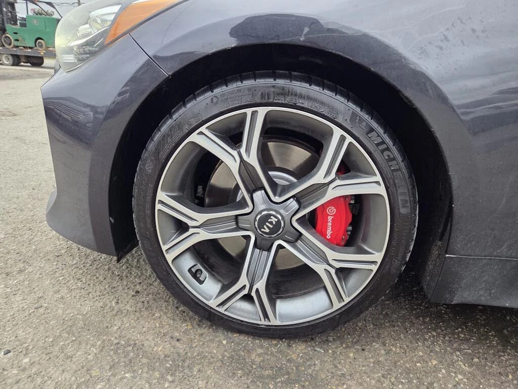 Kia Stinger ОБДУХВАНЕ* ПАМЕТ* ПАНОРАМА* ПОДГРЕВ* КОЖА* КАМЕРА* - изображение 8