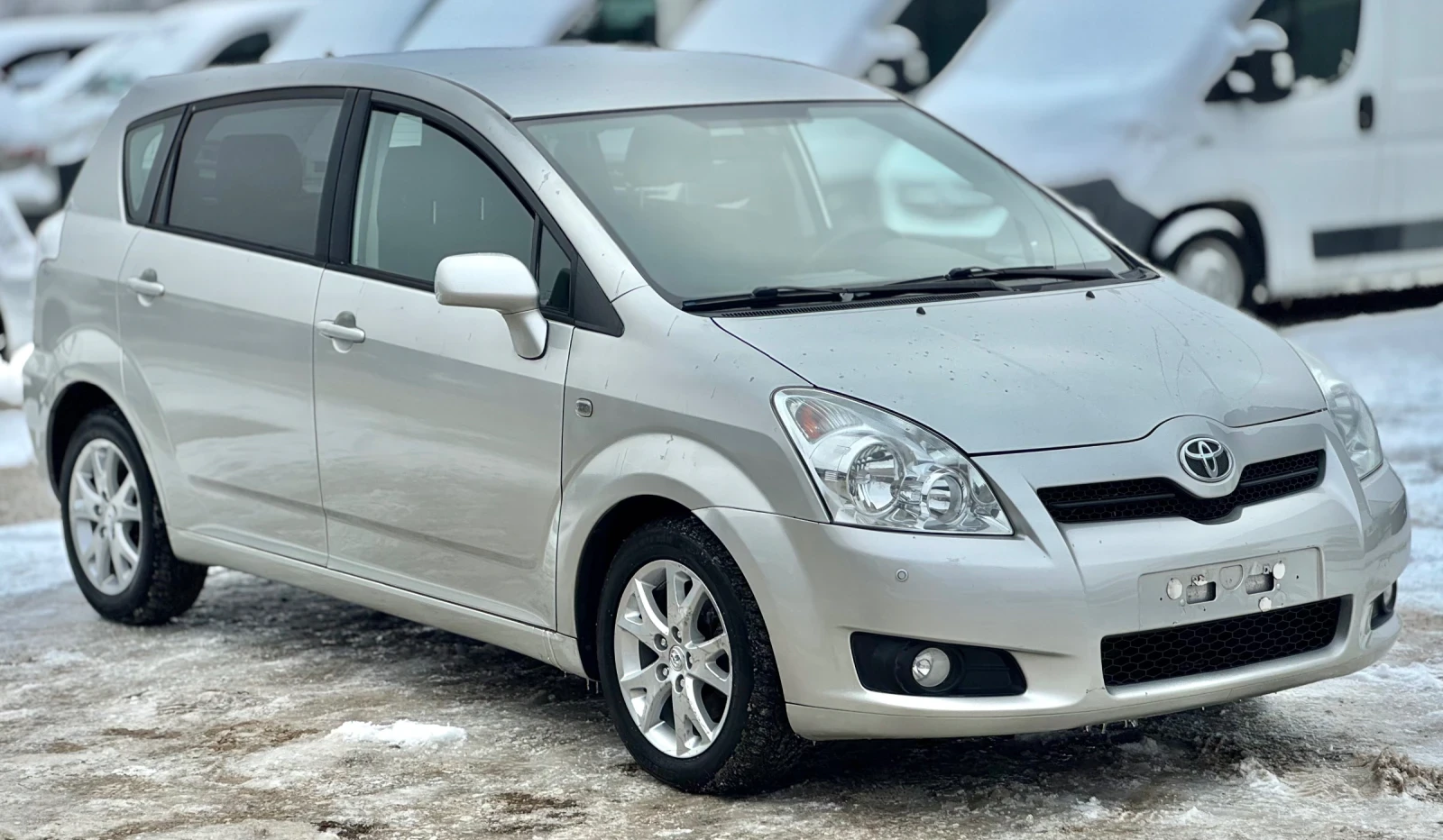 Toyota Corolla verso 2.2 D-4D, 136 �.� | Mobile.bg � ����������� 1