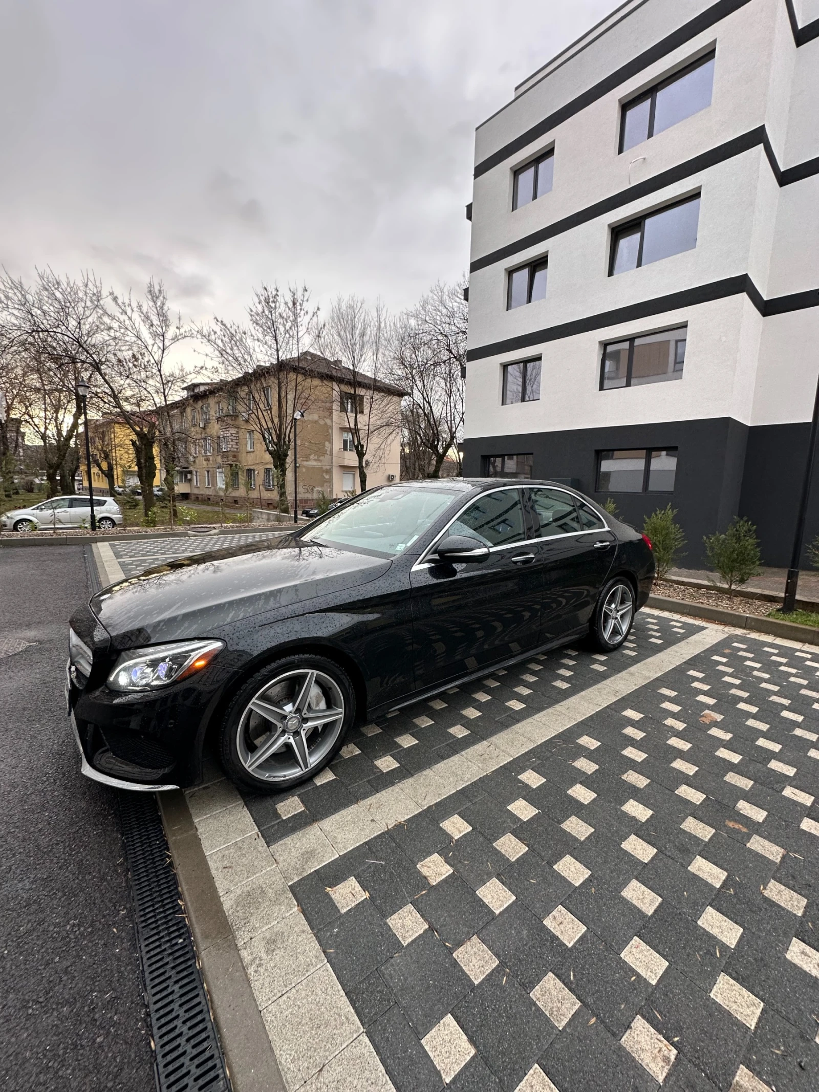 Mercedes-Benz C 400  - изображение 9