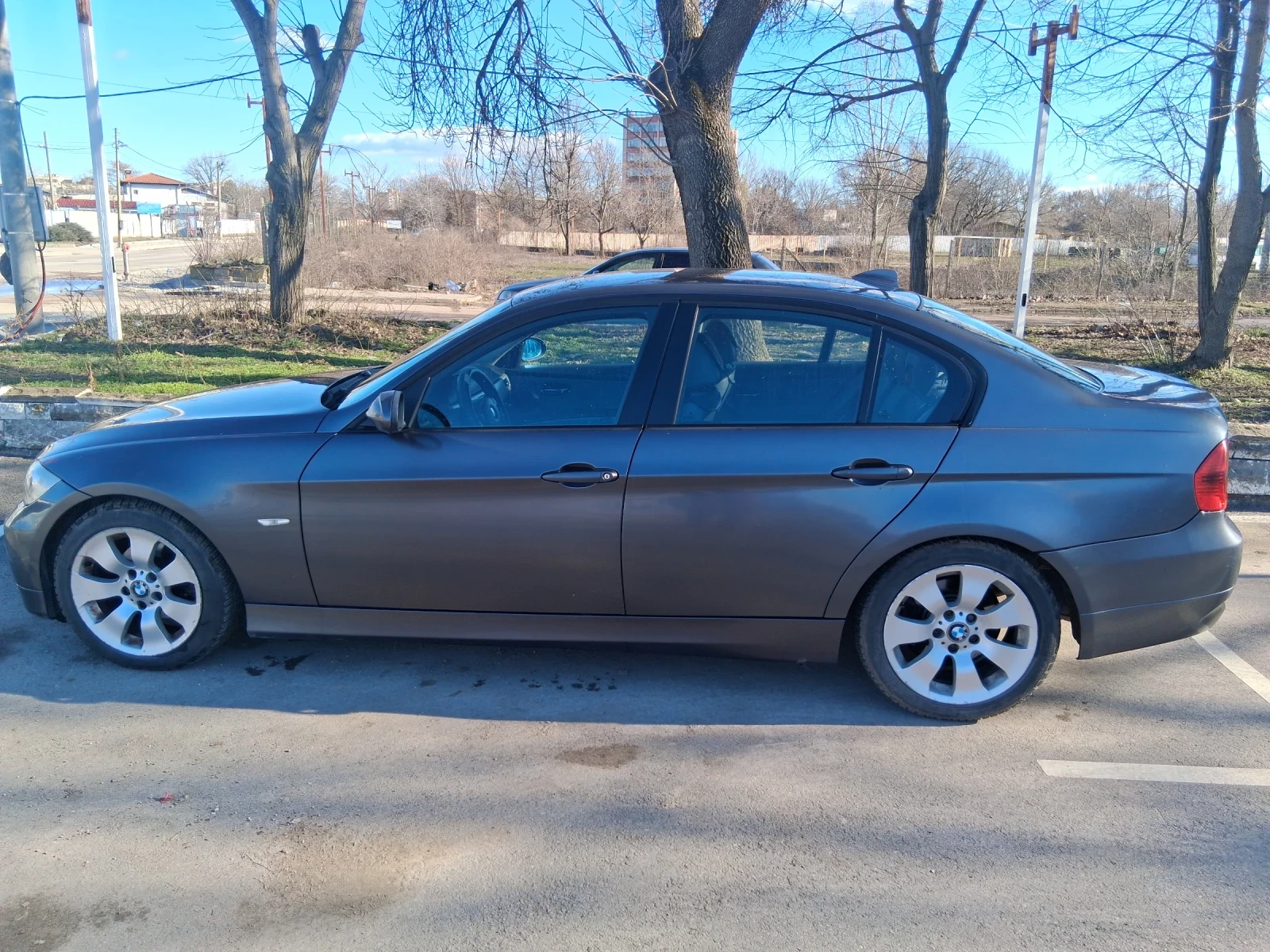 BMW 320 E90 320 d  - изображение 6