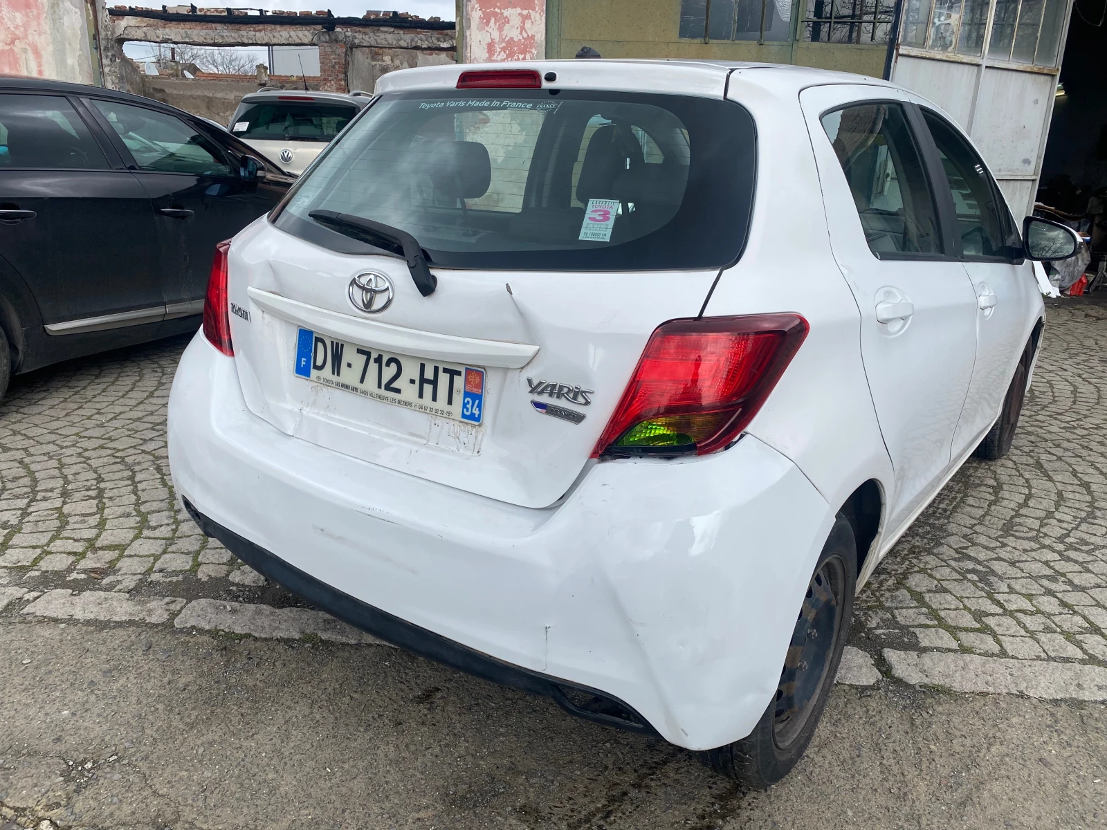 Toyota Yaris 1, 4, снимка 6 - Автомобили и джипове - 54033431