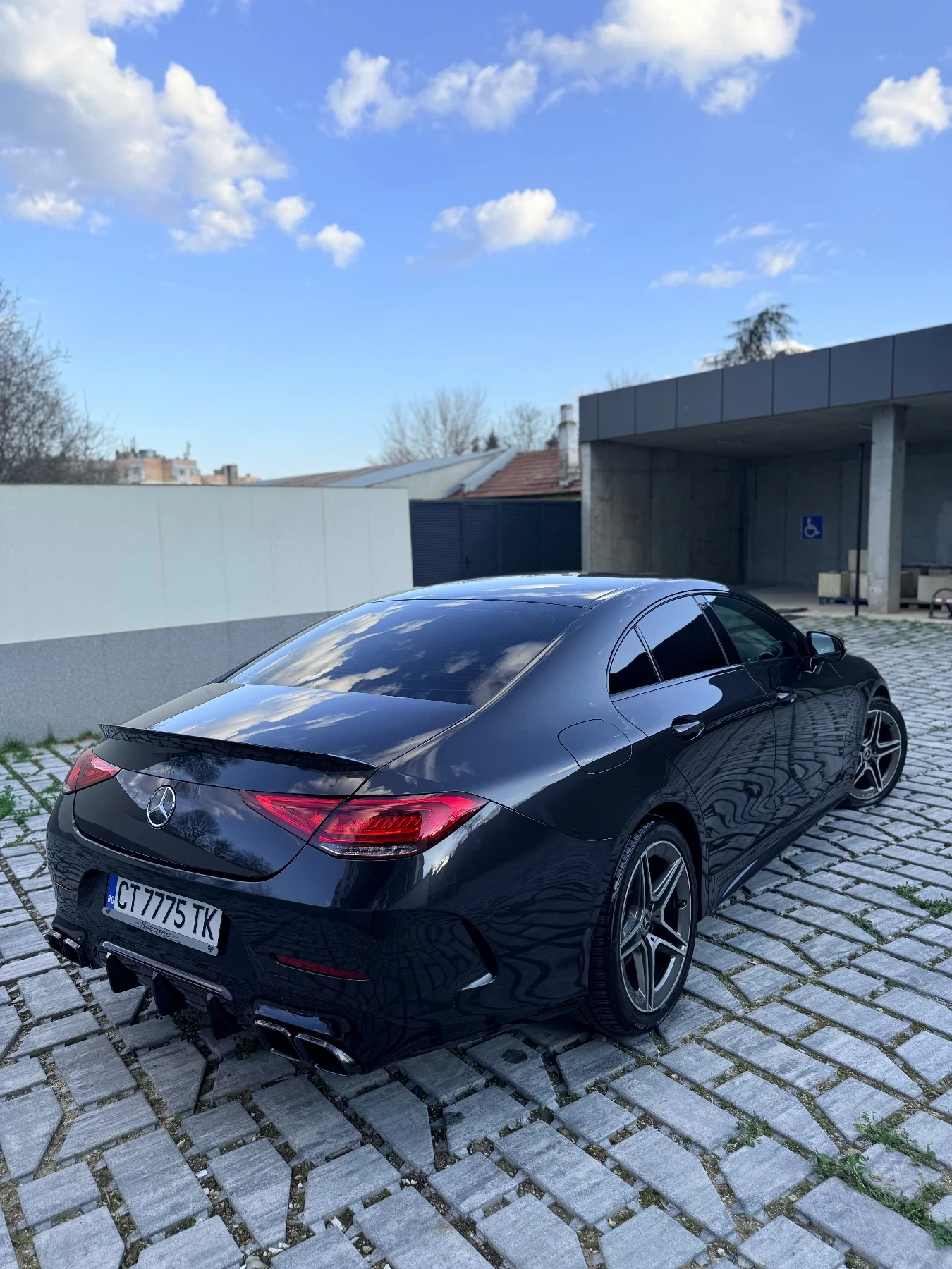 Mercedes-Benz CLS 350 | 4MATIC | AMG | 99 000 KM, снимка 9 - Автомобили и джипове - 54839154