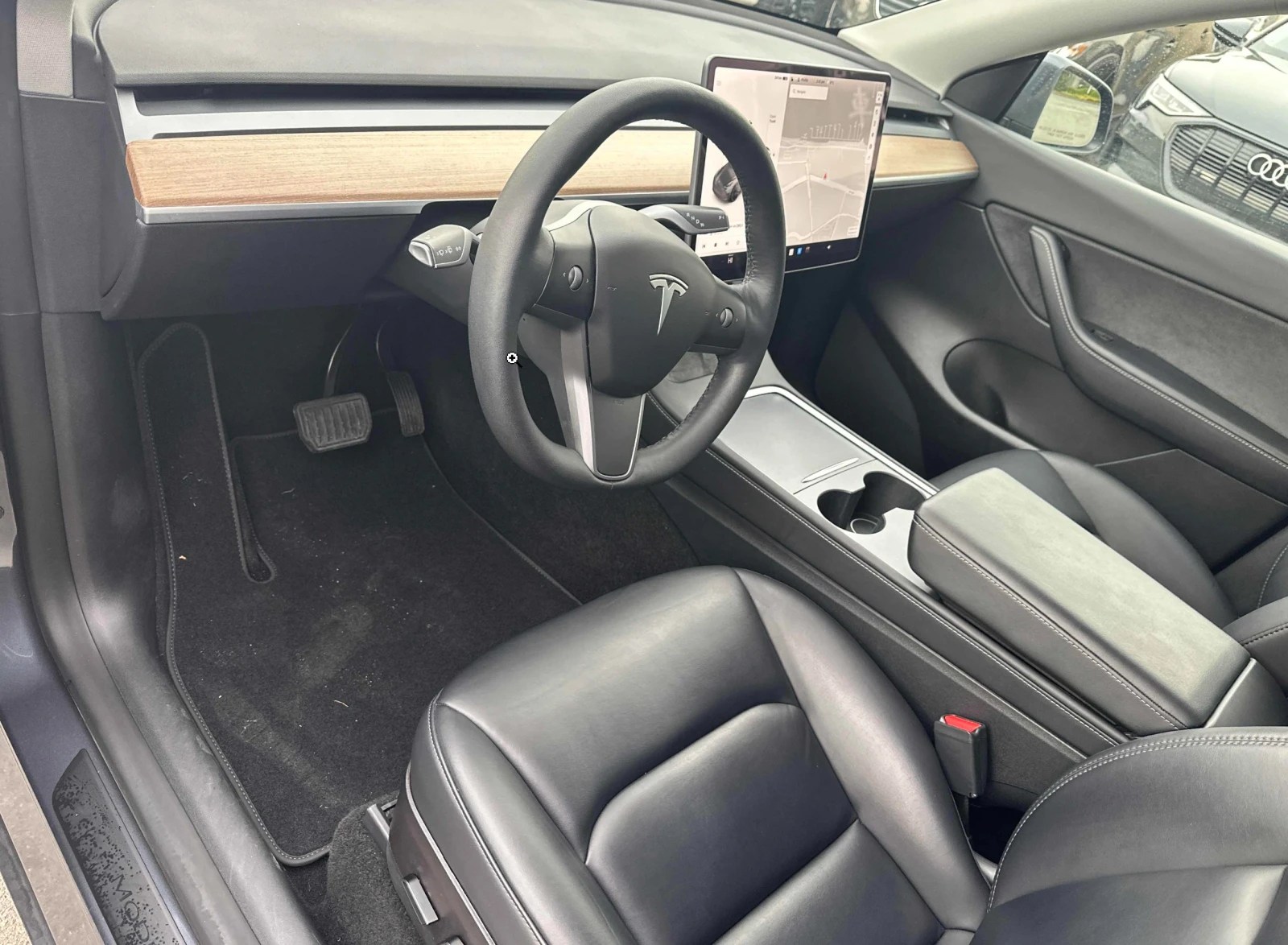 Tesla Model Y AWD* Long Range* Камери* Асистенти* Подгрев* БЕЗ У, снимка 7 - Автомобили и джипове - 54285808