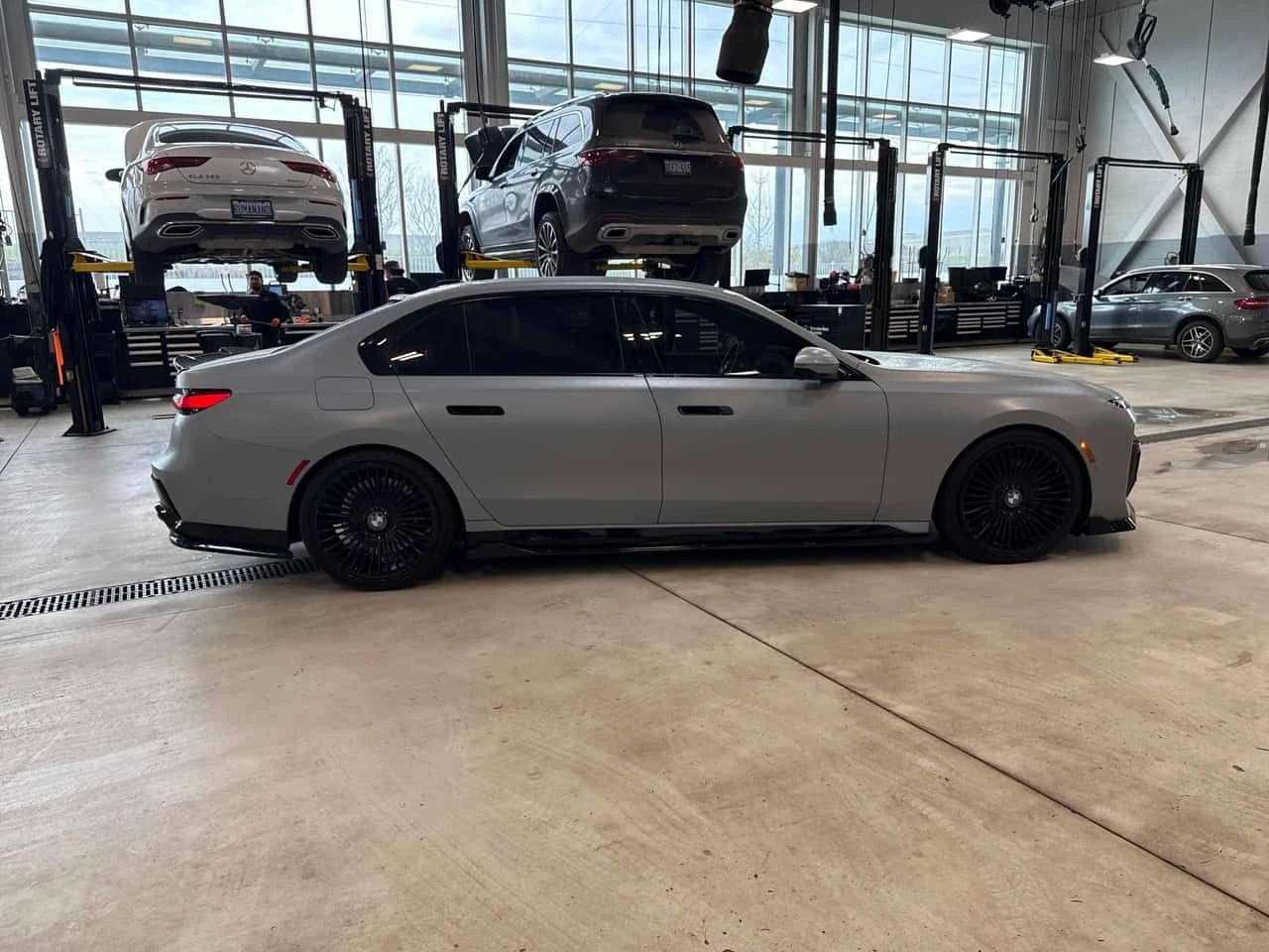 BMW 760 * 760i xDrive * CARFAX * ЦЕНА ДО БГ, снимка 4 - Автомобили и джипове - 54584947