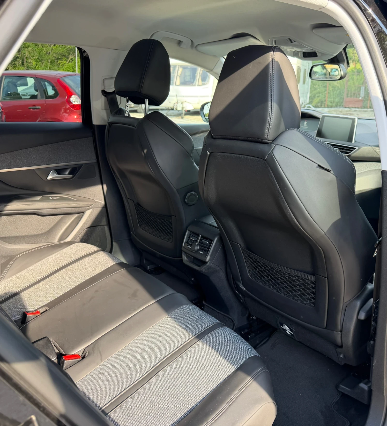 Peugeot 3008 1.6THP/Camera/Navi/96.000км!!, снимка 8 - Автомобили и джипове - 54600537