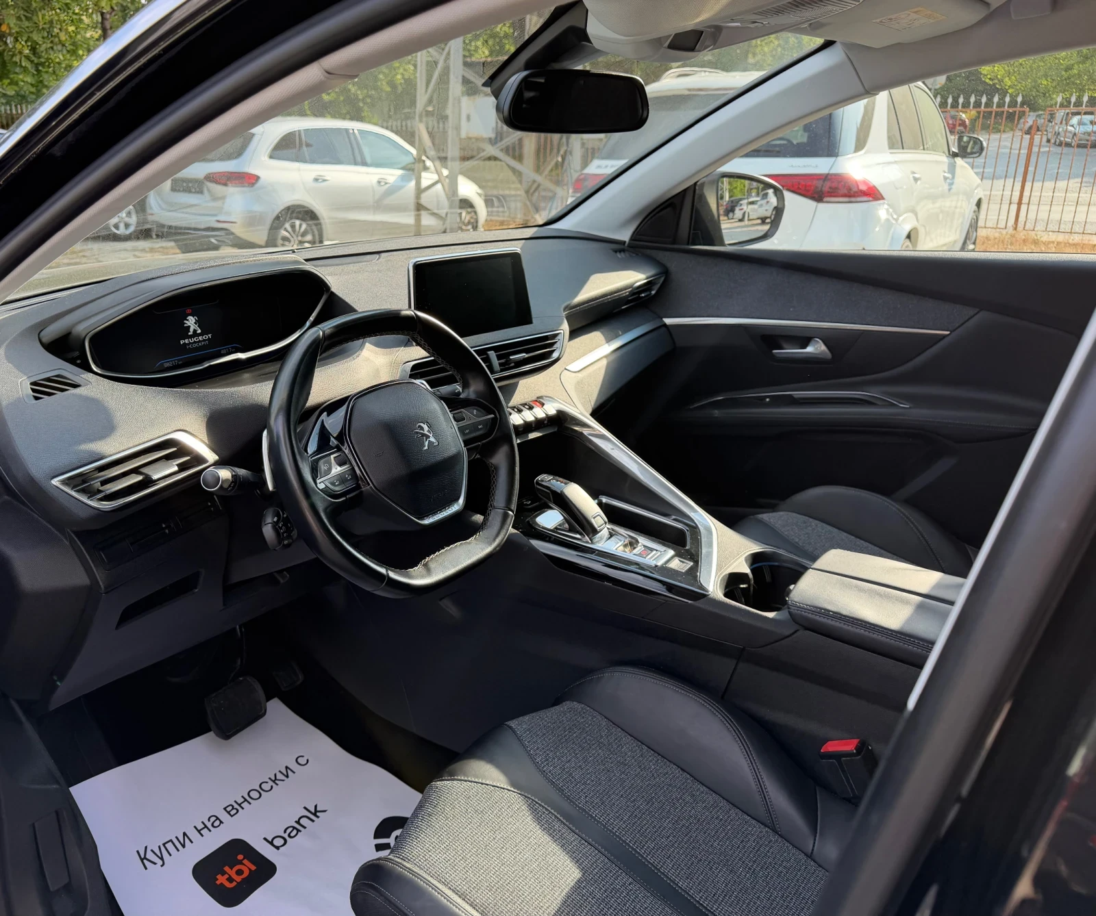 Peugeot 3008 1.6THP/Camera/Navi/96.000км!!, снимка 11 - Автомобили и джипове - 54600537