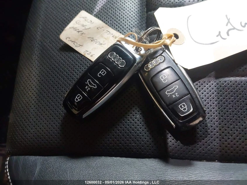 Audi E-Tron Prestige, снимка 11 - Автомобили и джипове - 54808633