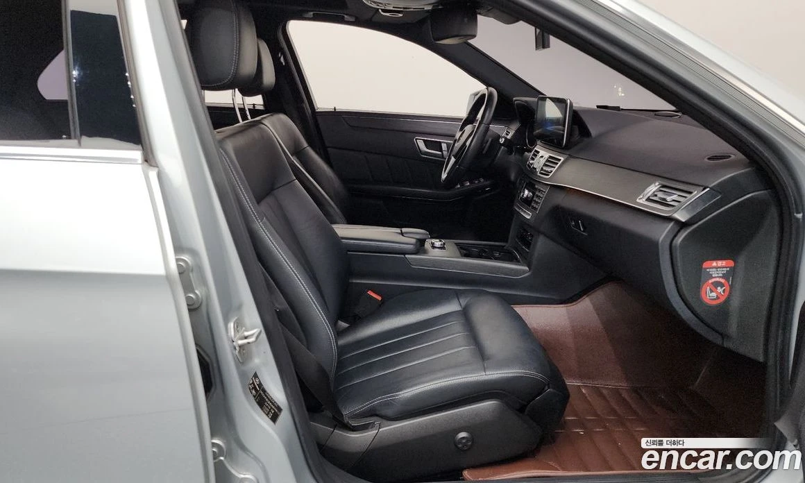 Mercedes-Benz E 250 E250 CDI 4MATIC, снимка 12 - Автомобили и джипове - 55685036