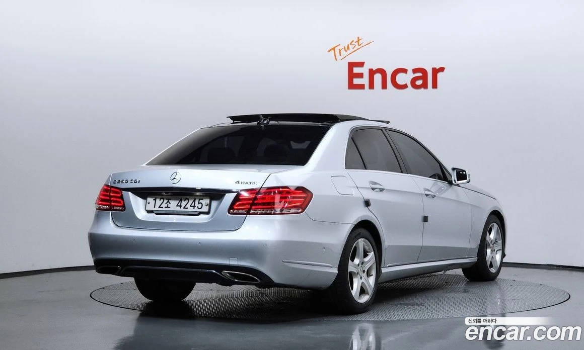 Mercedes-Benz E 250 E250 CDI 4MATIC, снимка 2 - Автомобили и джипове - 55685036