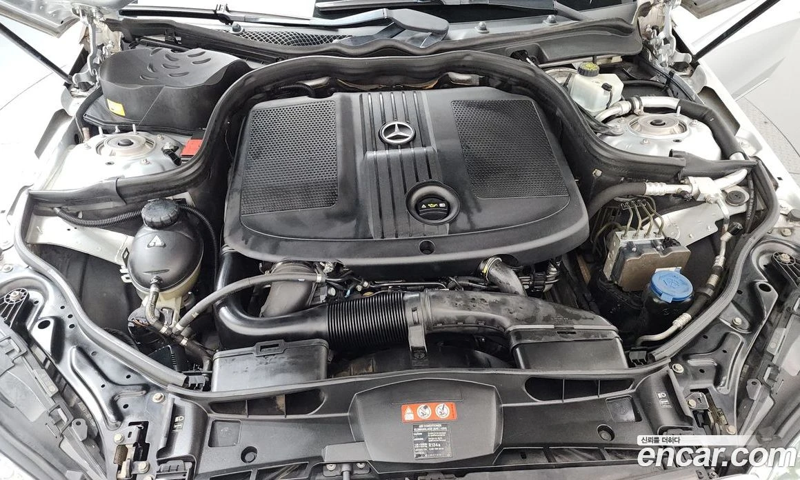 Mercedes-Benz E 250 E250 CDI 4MATIC, снимка 6 - Автомобили и джипове - 55685036