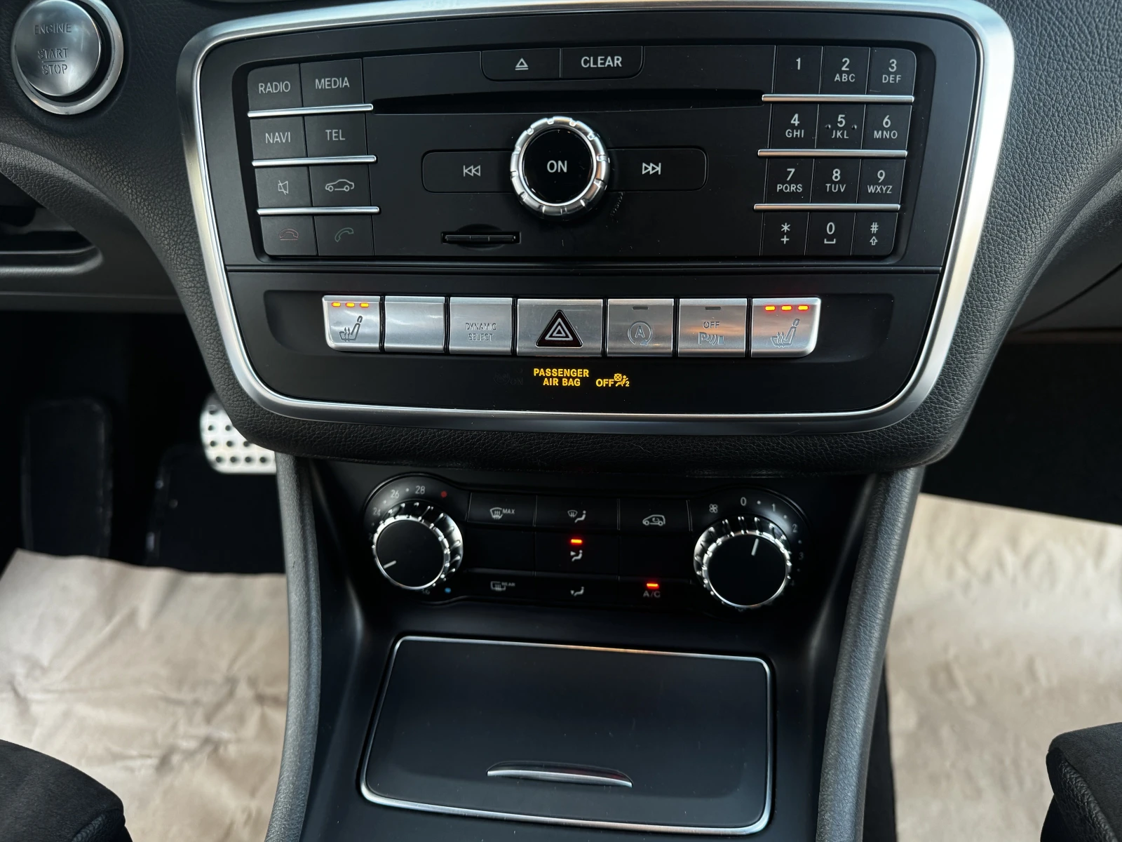 Mercedes-Benz CLA 200 2.2CDI 4-MATIC PREMIUM AMG 177000KM, снимка 13 - Автомобили и джипове - 56339545
