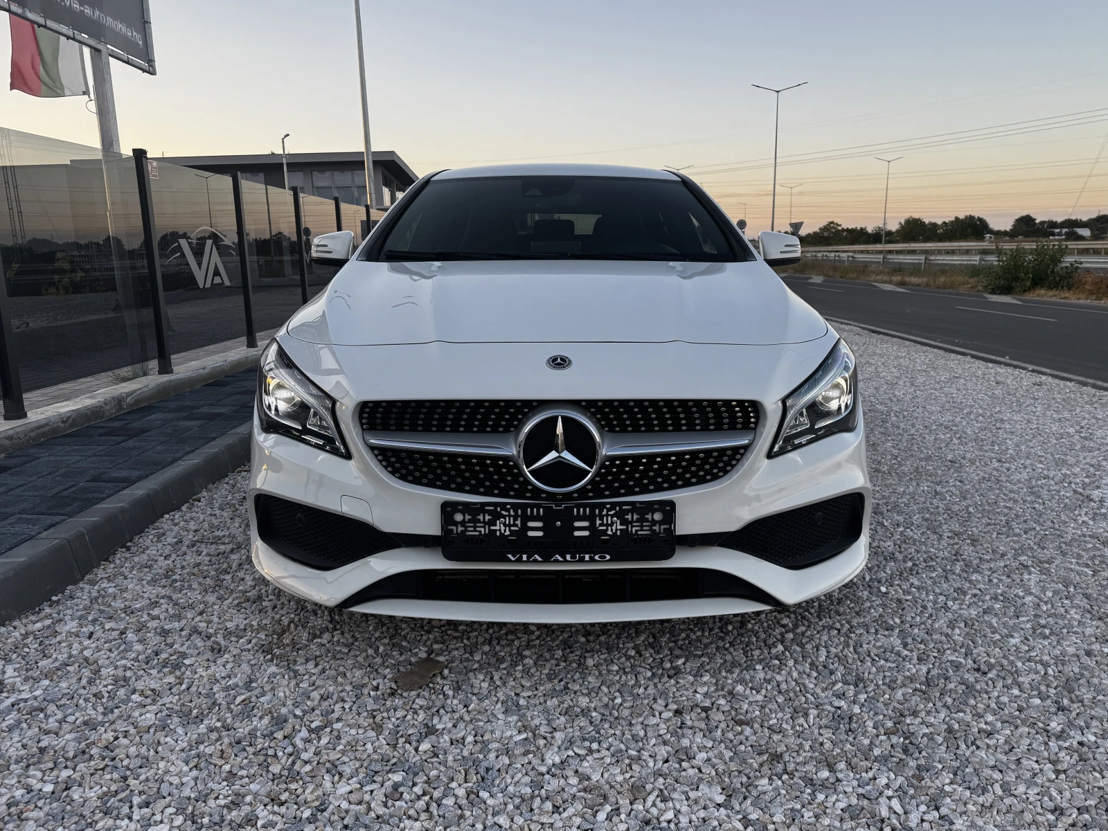 Mercedes-Benz CLA 200 2.2CDI 4-MATIC PREMIUM AMG 177000KM, снимка 2 - Автомобили и джипове - 56339545