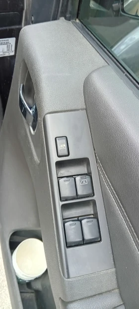 Nissan Navara - 6890 € / 13475.67 лв. - 73628248 16