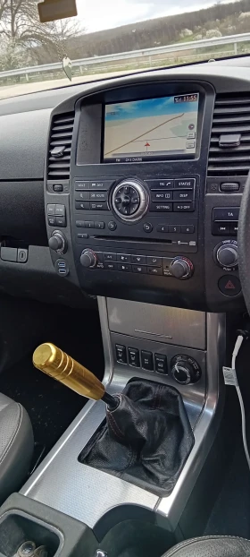 Nissan Navara - 6890 € / 13475.67 лв. - 73628248 13