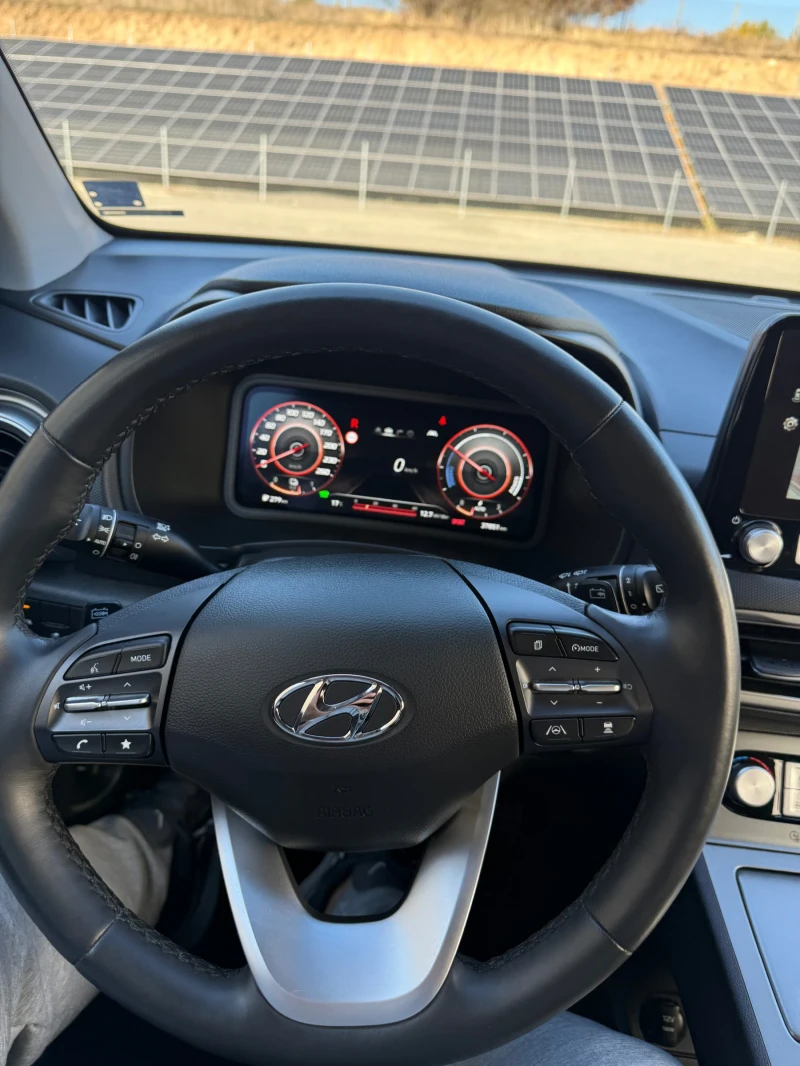 Hyundai Kona, снимка 9 - Автомобили и джипове - 49078466