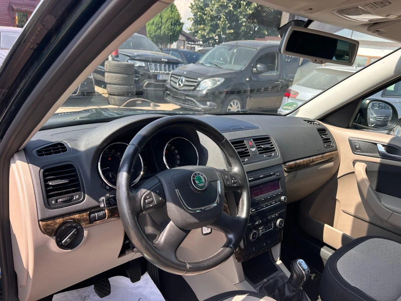 Skoda Yeti 2.0TDI 4X4 PECHKA EURO 5, снимка 13 - Автомобили и джипове - 50713079