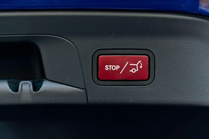 Mercedes-Benz GLC 220, снимка 6 - Автомобили и джипове - 52570684