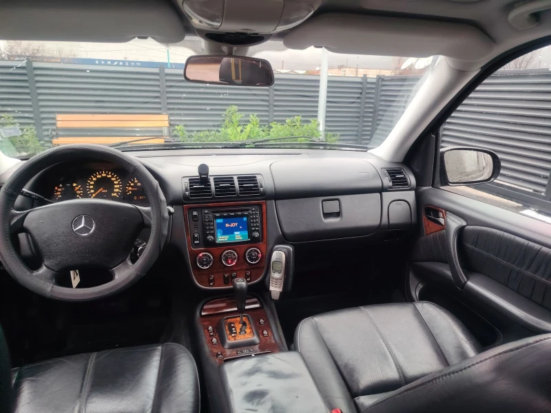 Mercedes-Benz ML 350 Ml350 3, 7 Бензи /ГАЗ, снимка 11 - Автомобили и джипове - 52571594