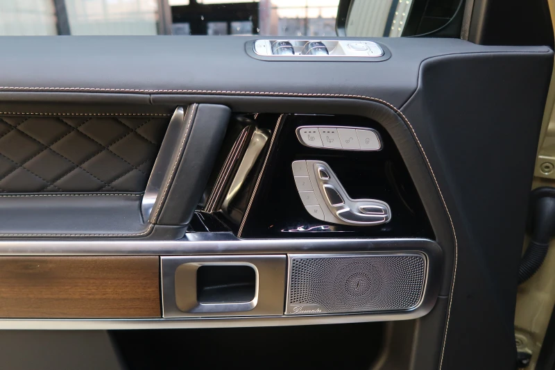 Mercedes-Benz G 580 G 580 EQ, снимка 5 - Автомобили и джипове - 53133887