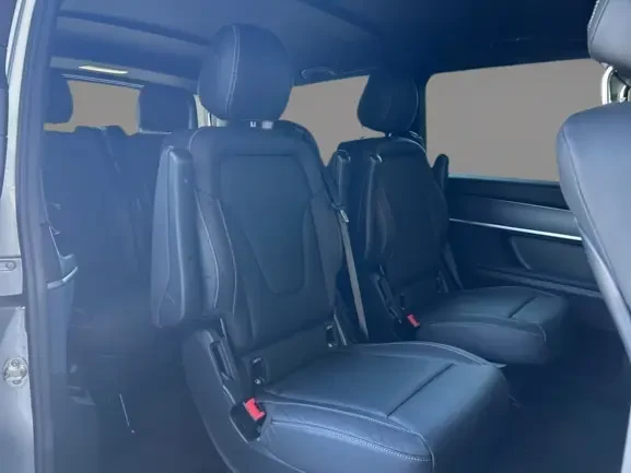 Mercedes-Benz EQV 300 Long = Avantgarde = Гаранция, снимка 12 - Автомобили и джипове - 54711492
