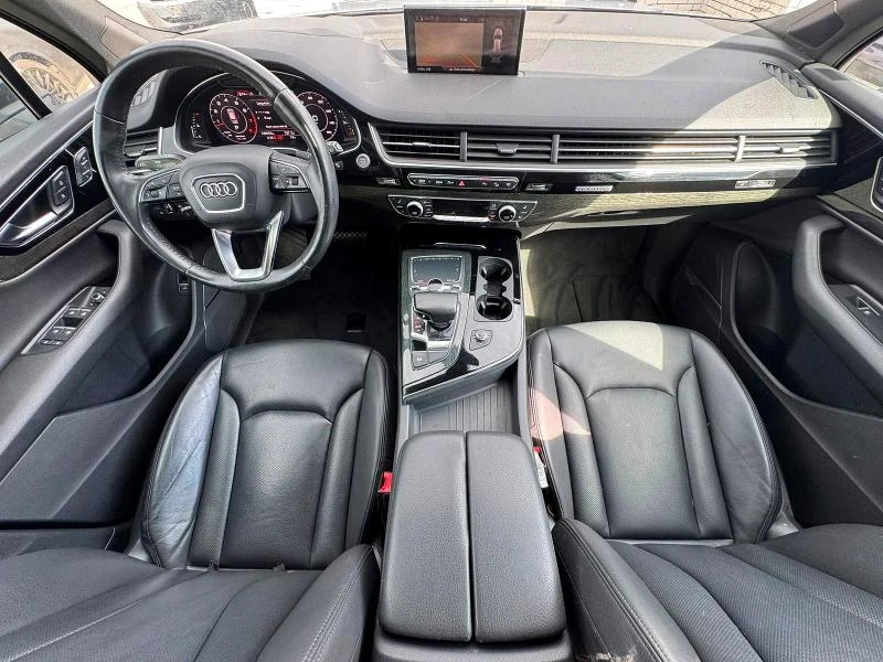 Audi Q7 PRESTIGE / 7 МЕСТА / PANO / ОБДУХ / ЛИЗИНГ, снимка 9 - Автомобили и джипове - 56186927