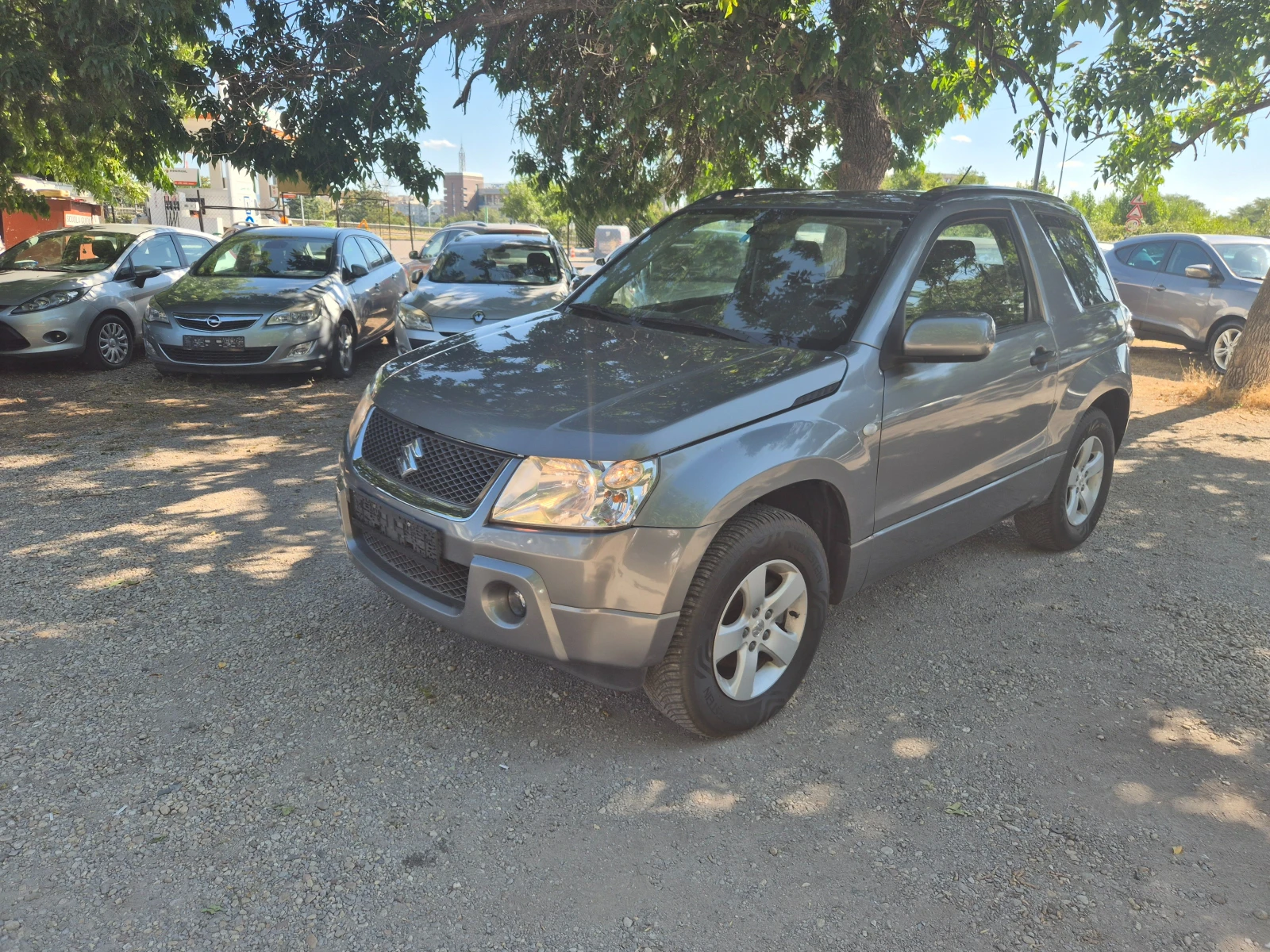 Suzuki Grand vitara 1.6i 4Х4 ВНОС ИТАЛИЯ БЕЗ РЪЖДИ И ЗАБЕЛЕЖКИ 