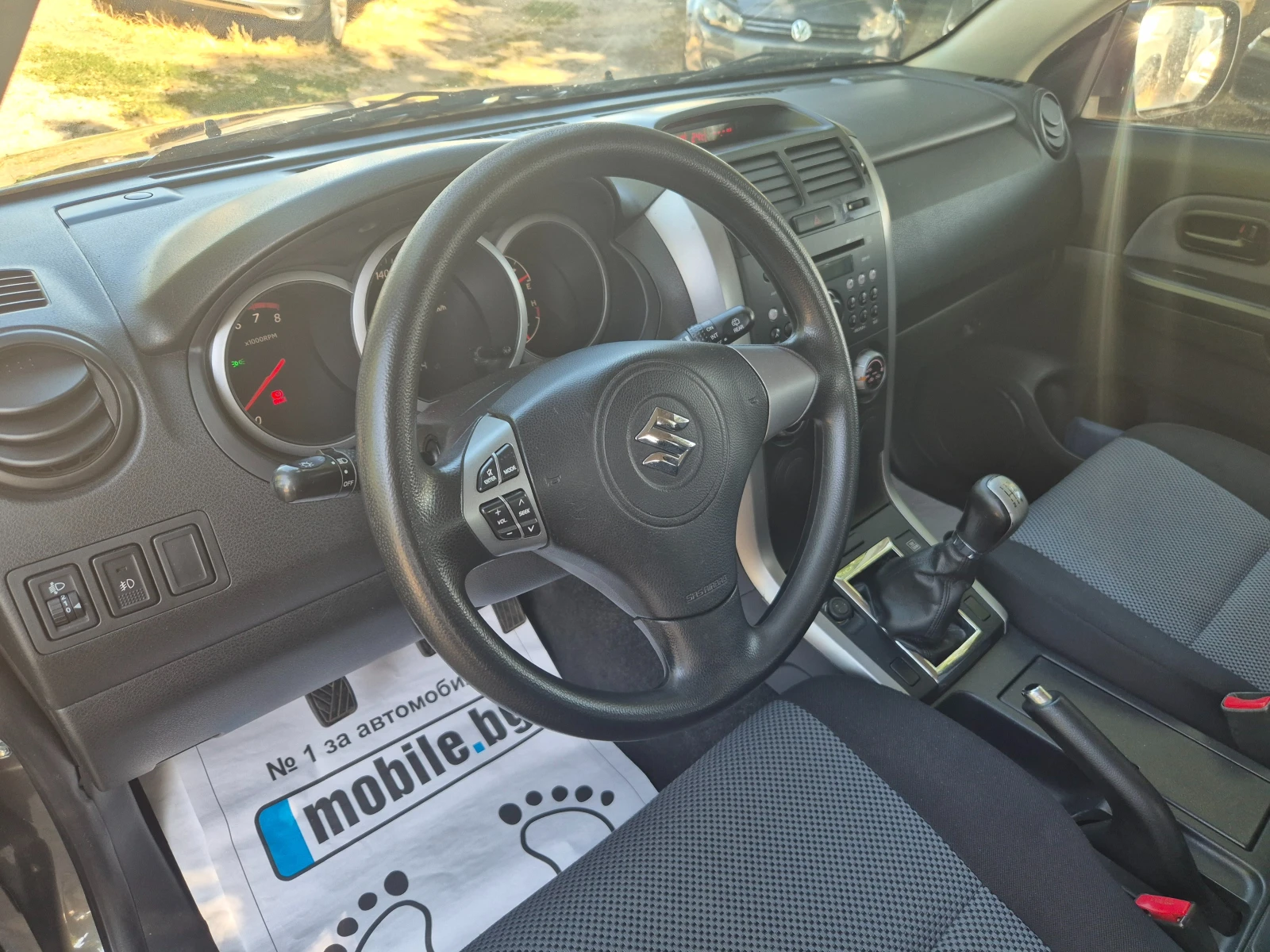 Suzuki Grand vitara 1.6i 4Х4 ВНОС ИТАЛИЯ БЕЗ РЪЖДИ И ЗАБЕЛЕЖКИ , снимка 9 - Автомобили и джипове - 48471181