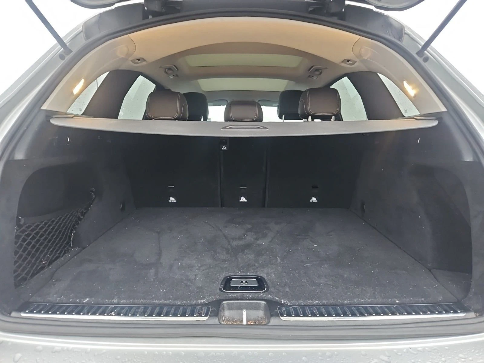 Mercedes-Benz GLC 300 2 КЛЮЧА/1 СОБСТВ/ПОДГРЕВ/ПАНО/КАМЕРА/KEYLESS    - изображение 8